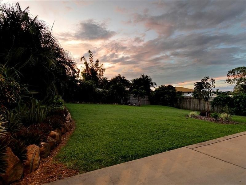 49 McLaughlin Drive, Eimeo QLD 4740