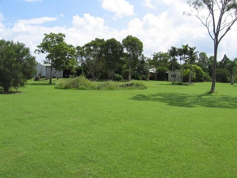 24165 Peak Downs Highway, Eton QLD 4741