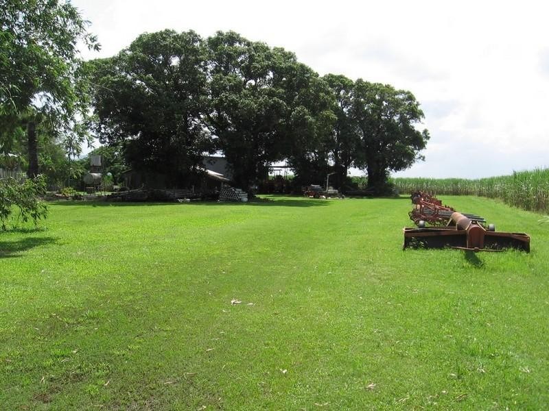 24165 Peak Downs Highway, Eton QLD 4741