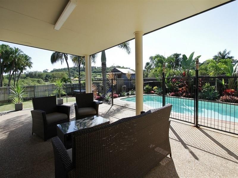 16 Botha Street, Blacks Beach QLD 4740