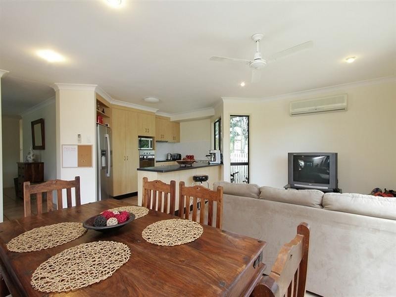 16 Botha Street, Blacks Beach QLD 4740