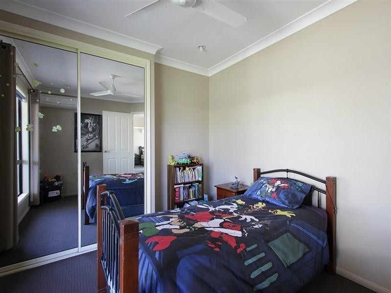16 Botha Street, Blacks Beach QLD 4740