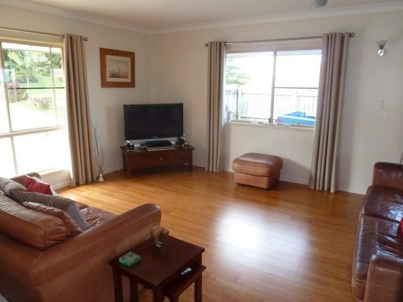 13 McLaughlin Drive, Eimeo QLD 4740