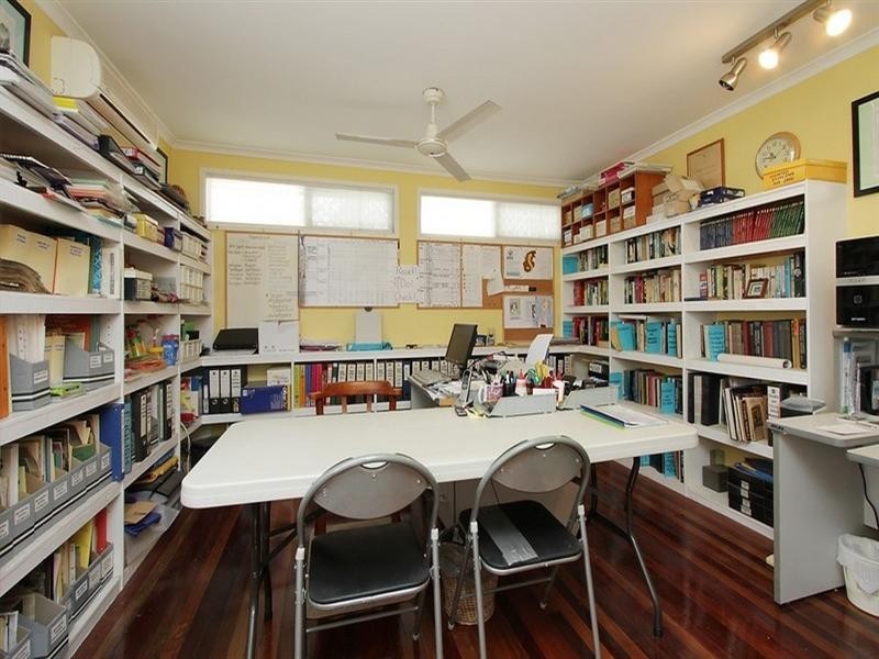 3 McCready Street, Rural View QLD 4740