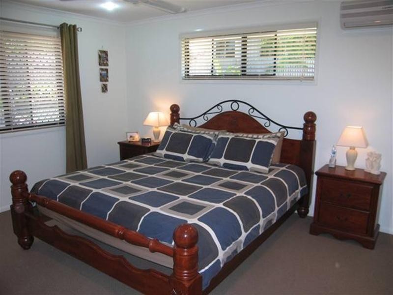 11 Spinks Court, Eimeo QLD 4740