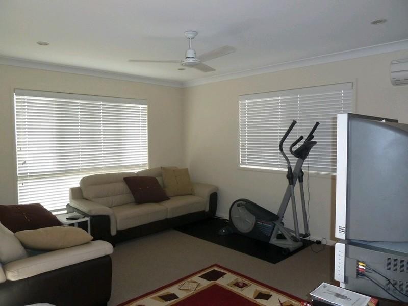 28 Hawkins Street, Bucasia QLD 4750