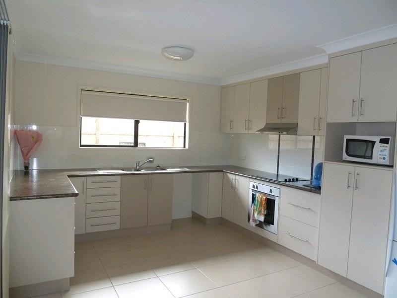 28 Hawkins Street, Bucasia QLD 4750