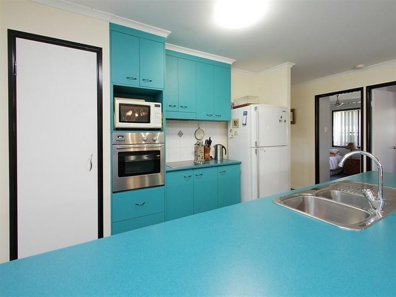 18 Dustwill Street, Eimeo QLD 4740
