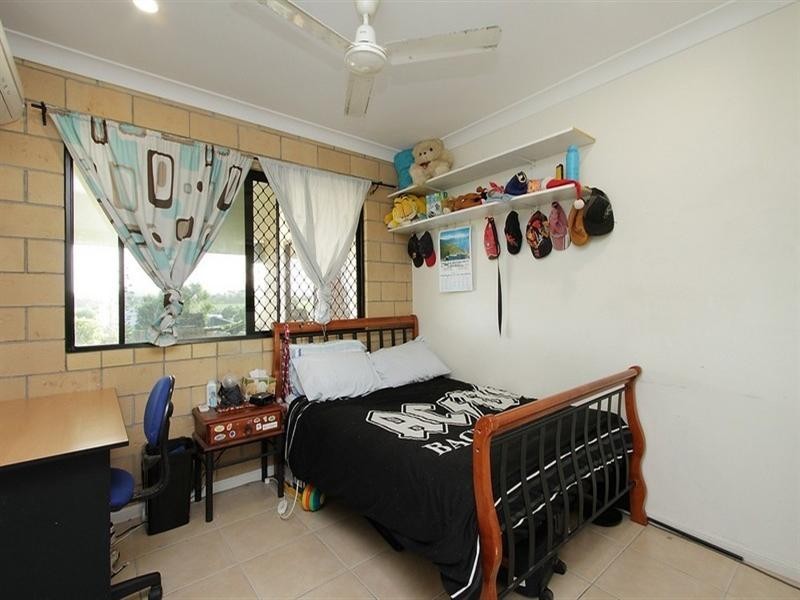 7 Polly Crescent, Richmond QLD 4740