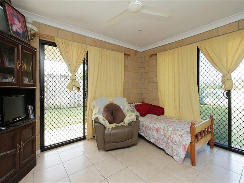 7 Polly Crescent, Richmond QLD 4740