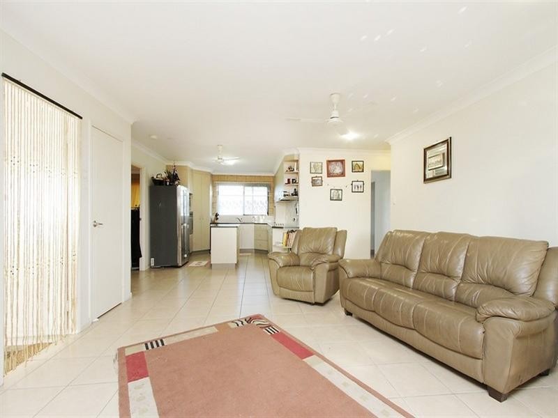 7 Polly Crescent, Richmond QLD 4740