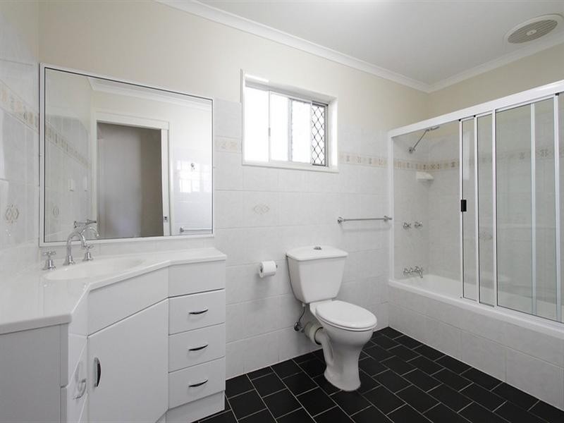 1 Annie Wood Avenue, Mount Pleasant QLD 4740