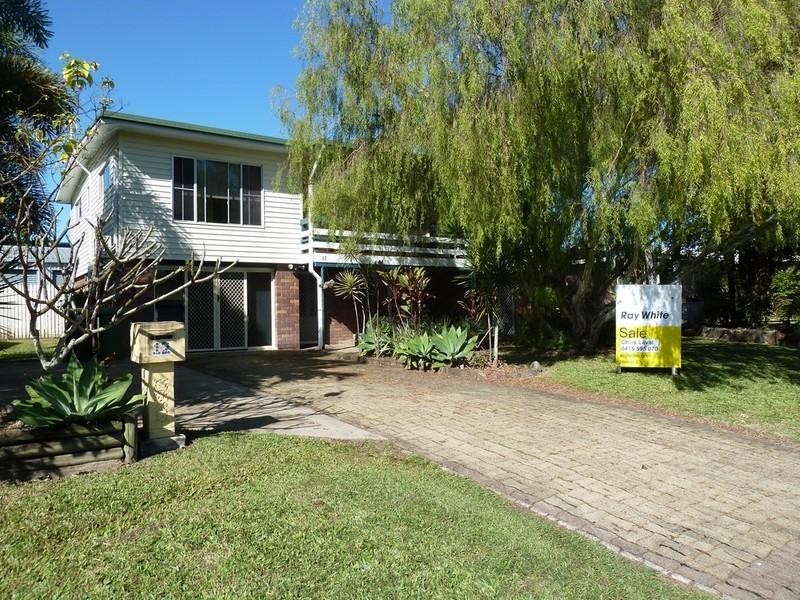 12 Mansfield Drive, Beaconsfield QLD 4740