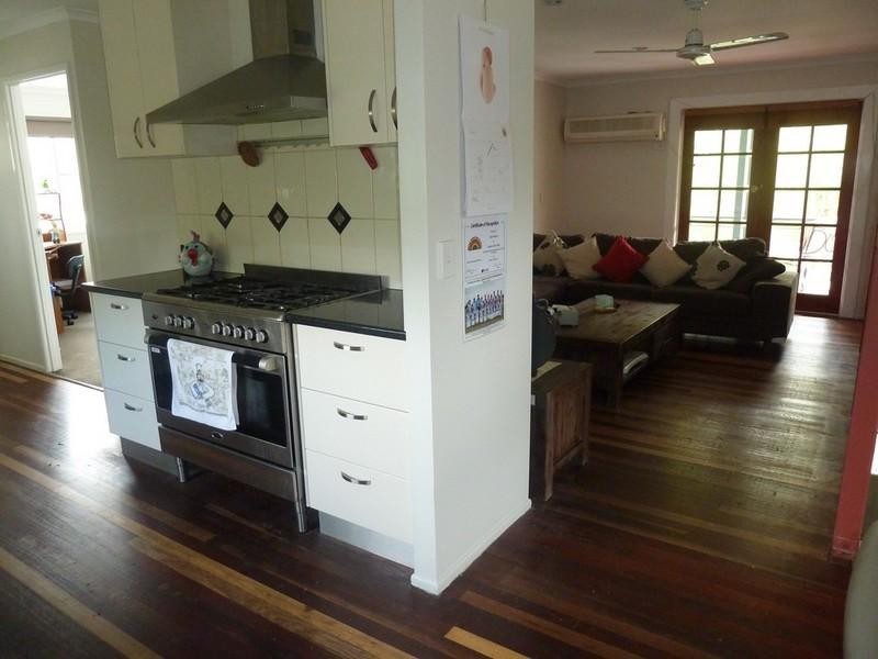 12 Mansfield Drive, Beaconsfield QLD 4740