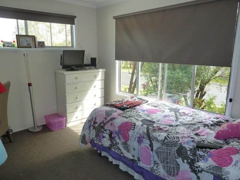 12 Mansfield Drive, Beaconsfield QLD 4740