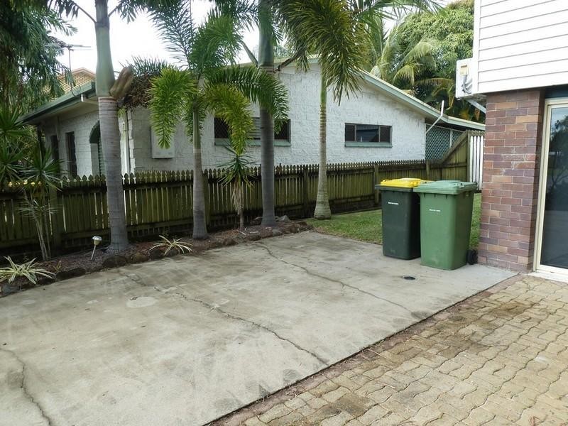 12 Mansfield Drive, Beaconsfield QLD 4740