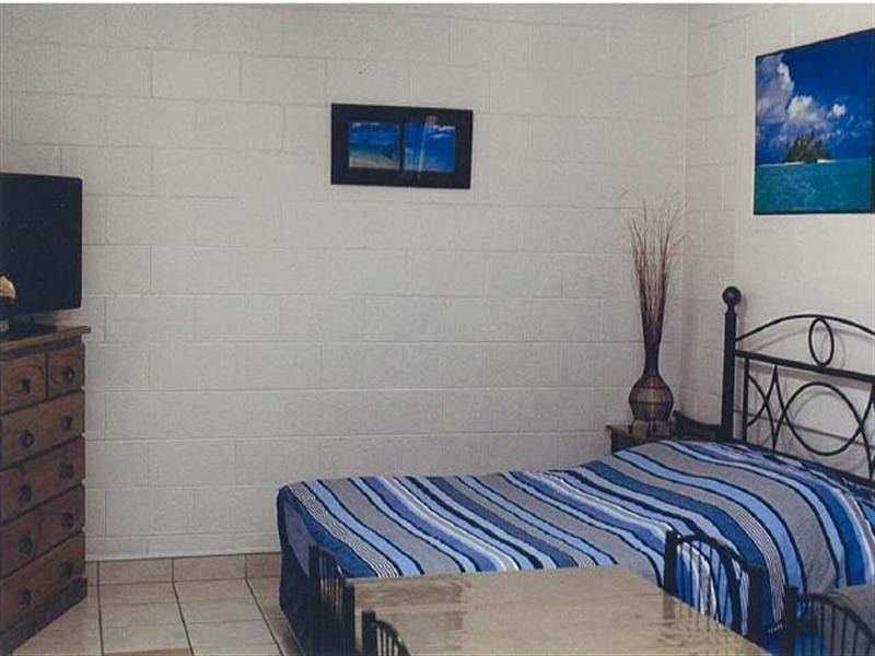 6 George Street, Seaforth QLD 4741