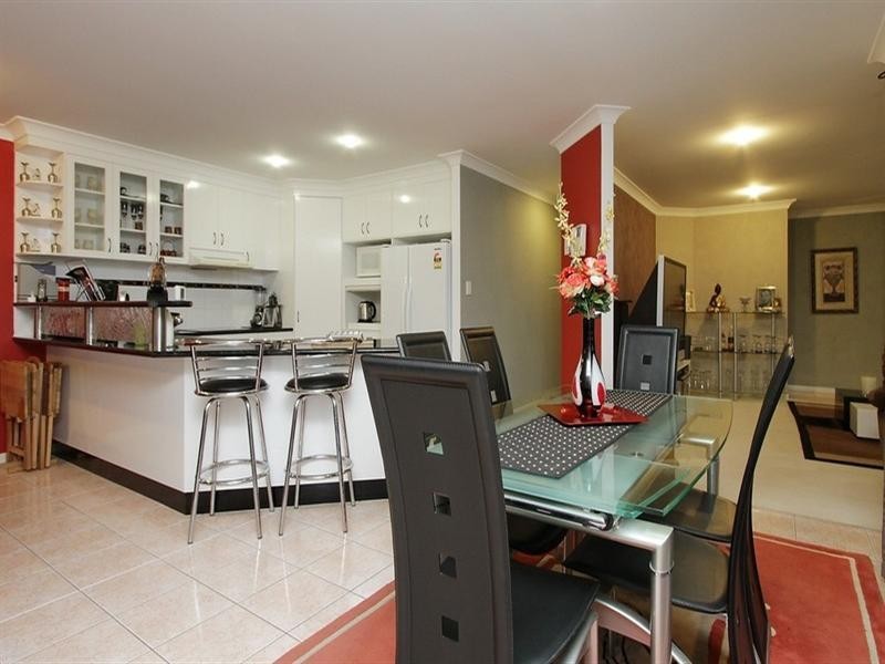 16 Beachside Place, Shoal Point QLD 4750