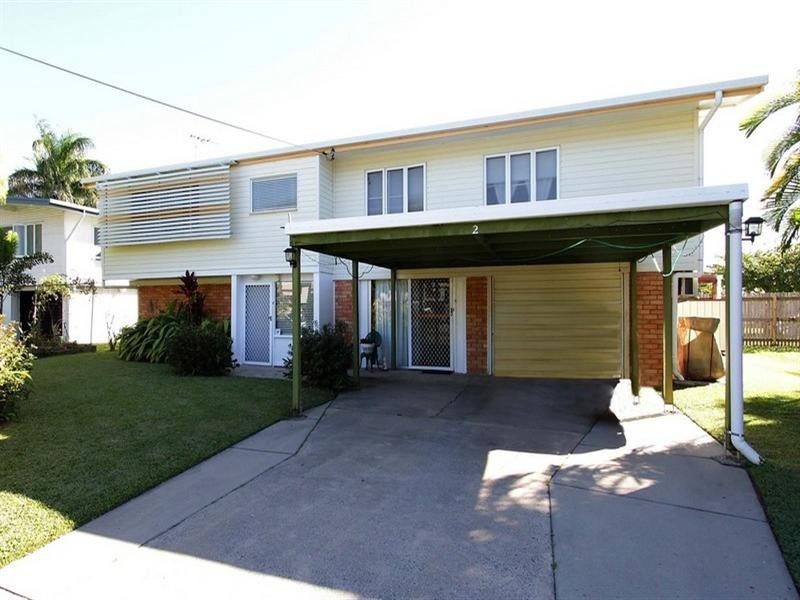 2 Mengel Street, South Mackay QLD 4740