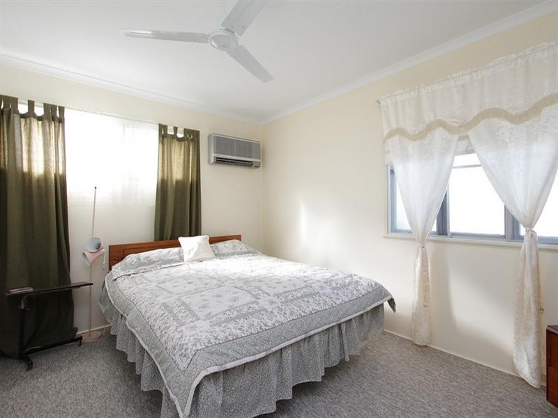 2 Mengel Street, South Mackay QLD 4740