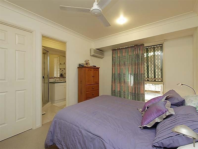 8 Marine Parade, Bucasia QLD 4750