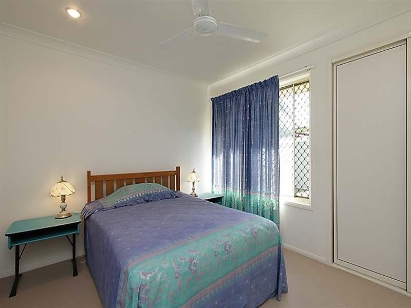 8 Marine Parade, Bucasia QLD 4750