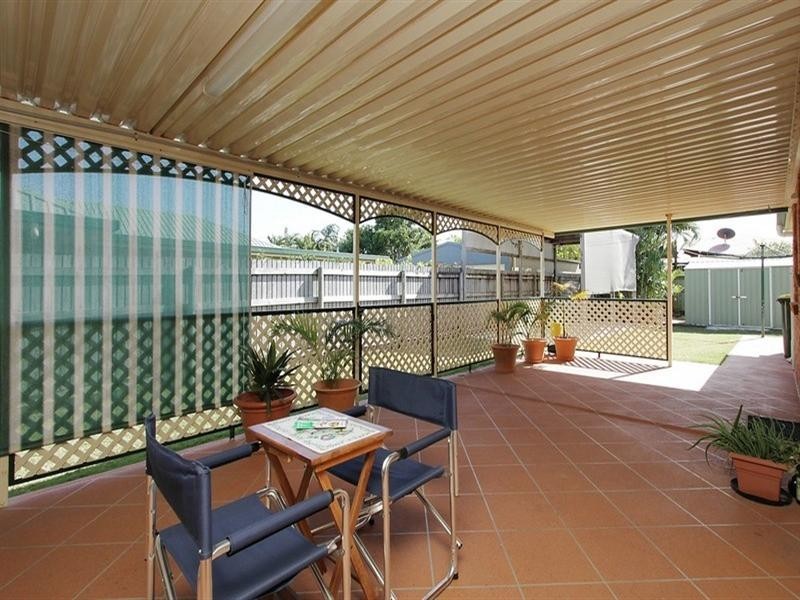 8 Marine Parade, Bucasia QLD 4750