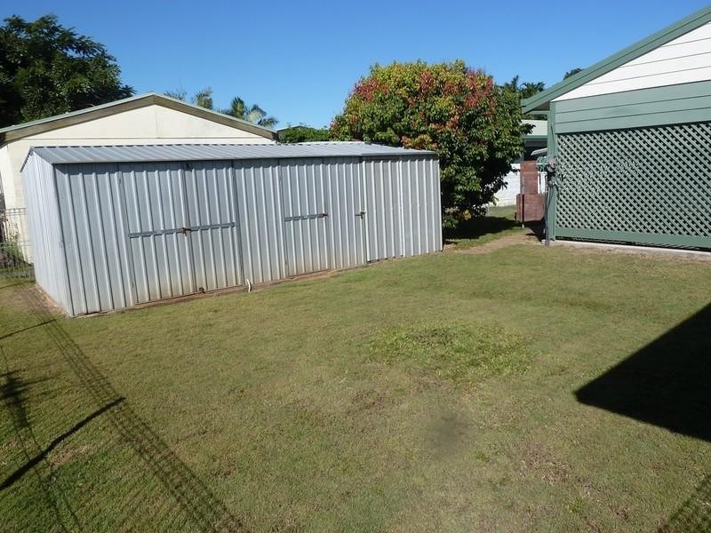 6 Beth Street, Blacks Beach QLD 4740