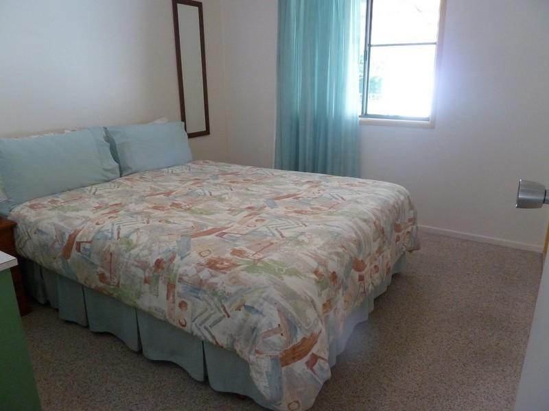 6 Beth Street, Blacks Beach QLD 4740