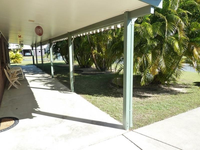 6 Beth Street, Blacks Beach QLD 4740