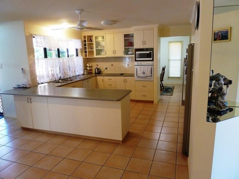 42 Kidston Avenue, Rural View QLD 4740