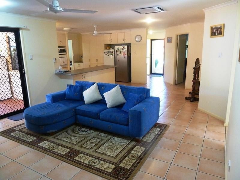 42 Kidston Avenue, Rural View QLD 4740