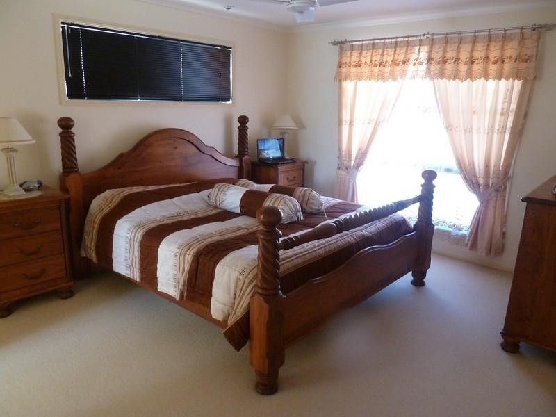 42 Kidston Avenue, Rural View QLD 4740