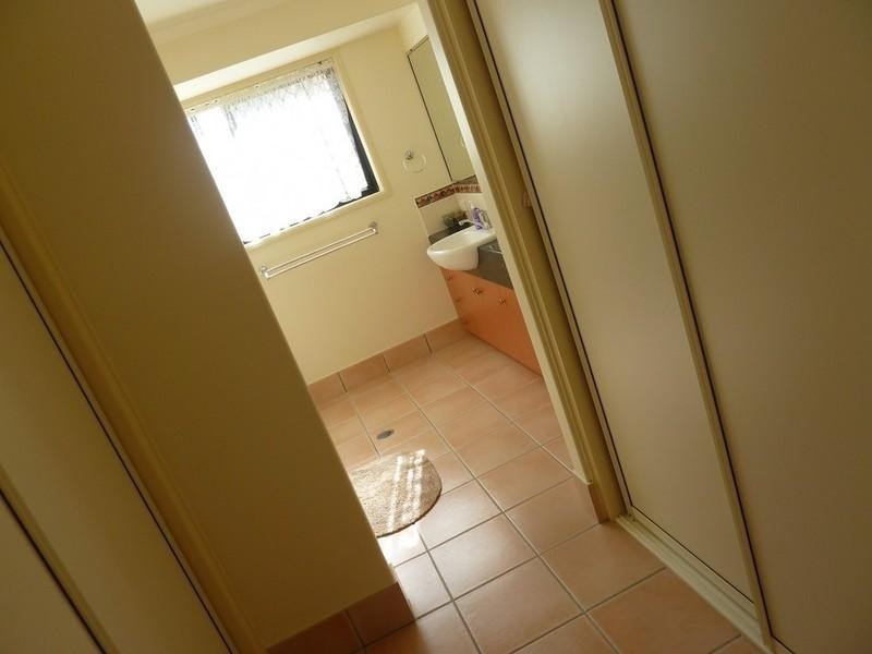 42 Kidston Avenue, Rural View QLD 4740