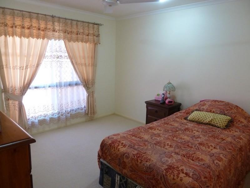 42 Kidston Avenue, Rural View QLD 4740