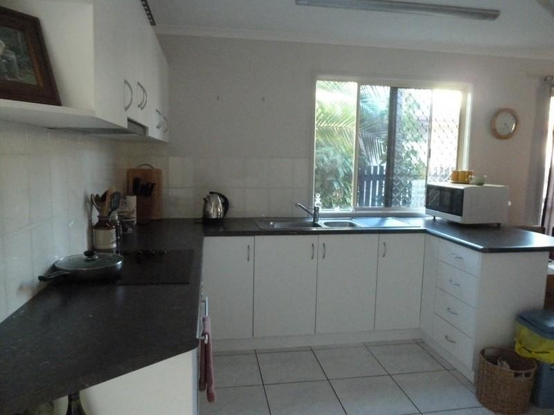 2/27 Romeo Street, Mackay QLD 4740