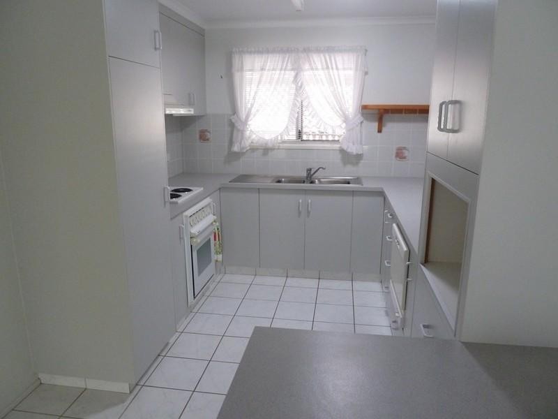 2/29 Creek Street, Walkerston QLD 4751