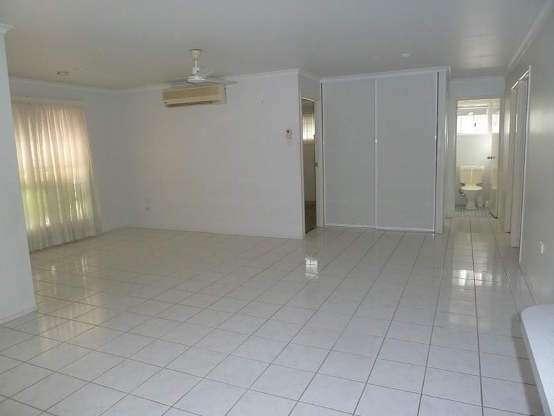 2/29 Creek Street, Walkerston QLD 4751