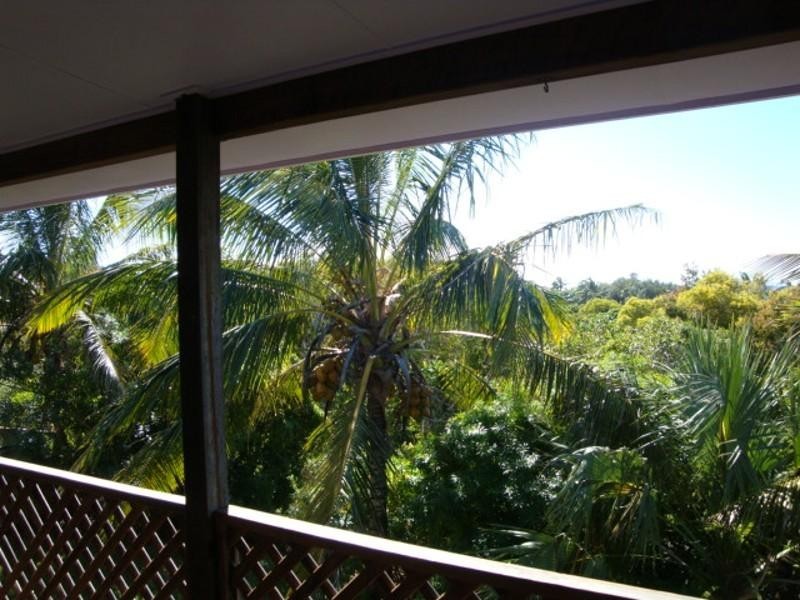 48 Pelican Street, Slade Point QLD 4740