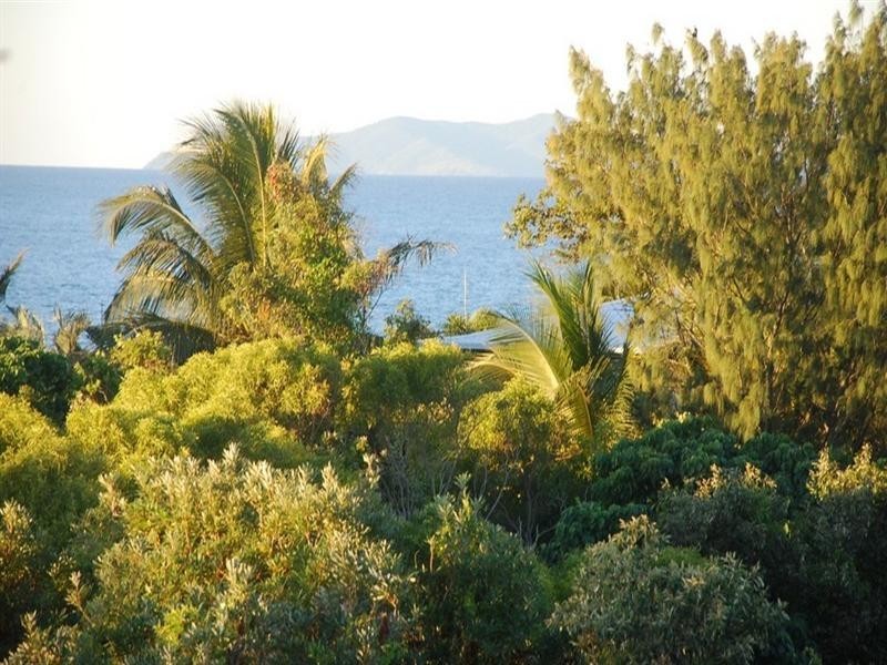 48 Pelican Street, Slade Point QLD 4740