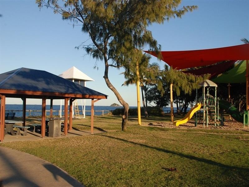 48 Pelican Street, Slade Point QLD 4740