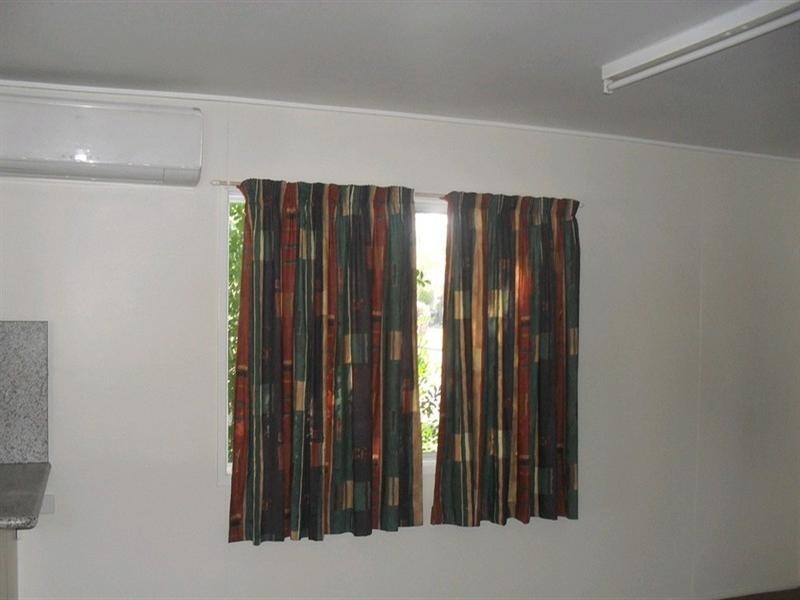 2/42 Keswick Avenue, Slade Point QLD 4740