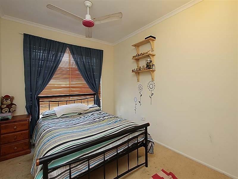 18 Ben Nevis Street, Beaconsfield QLD 4740