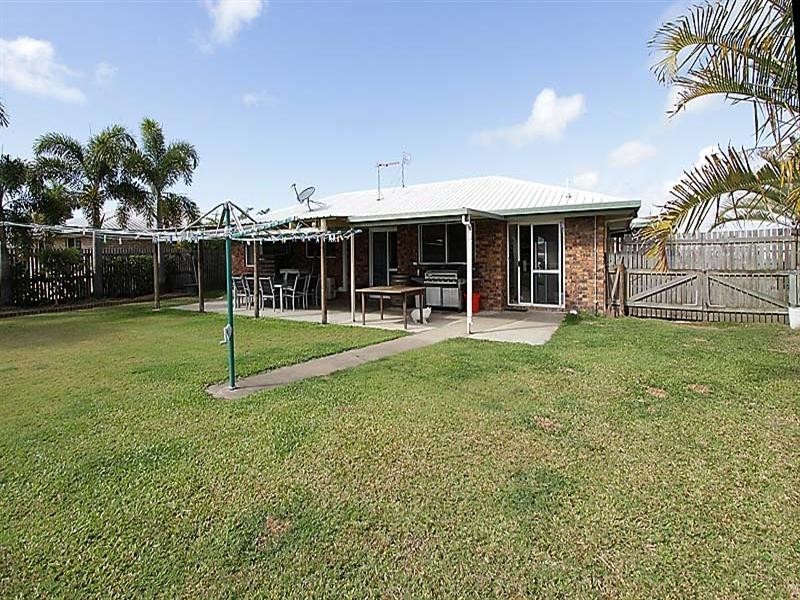 18 Ben Nevis Street, Beaconsfield QLD 4740