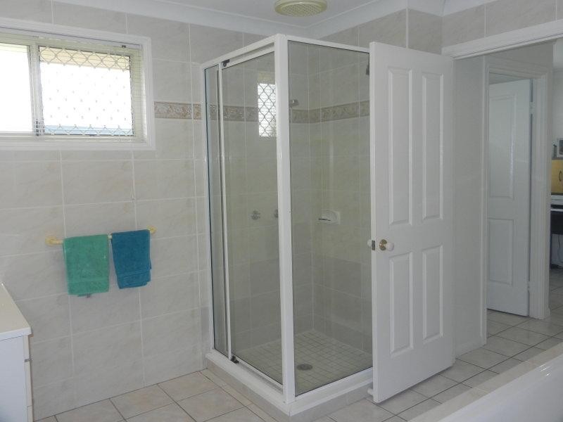 29 Caledonian Drive, Beaconsfield QLD 4740