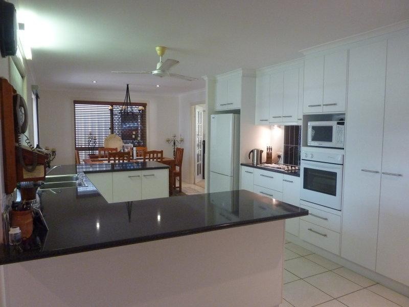 6 Hokins Court, Glenella QLD 4740