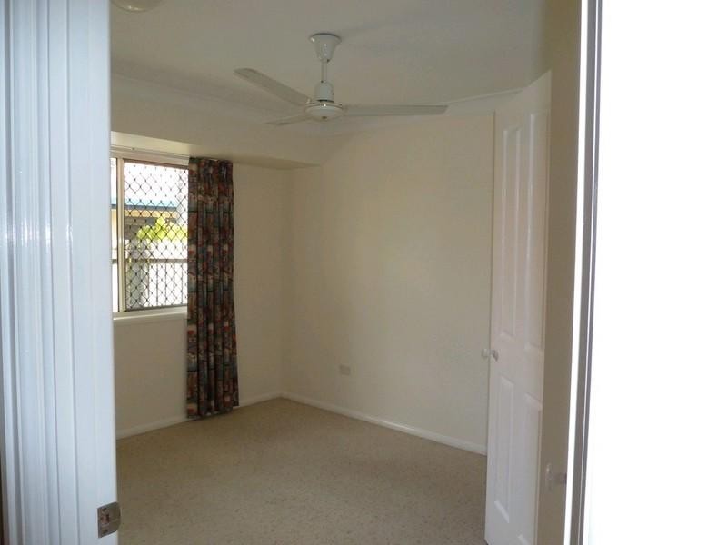 7 Chelsea Crescent, Glenella QLD 4740