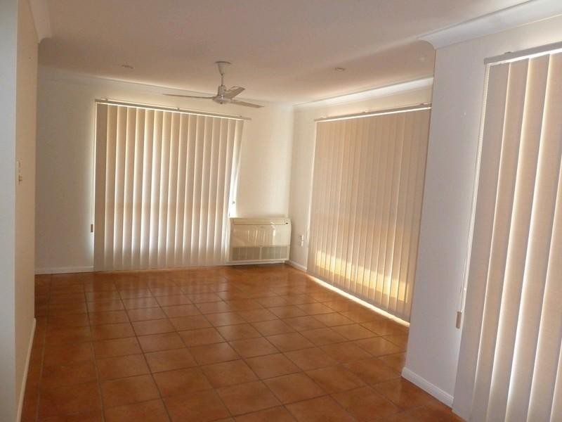 7 Chelsea Crescent, Glenella QLD 4740