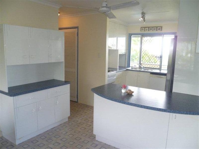 27 Downing Street, Ooralea QLD 4740