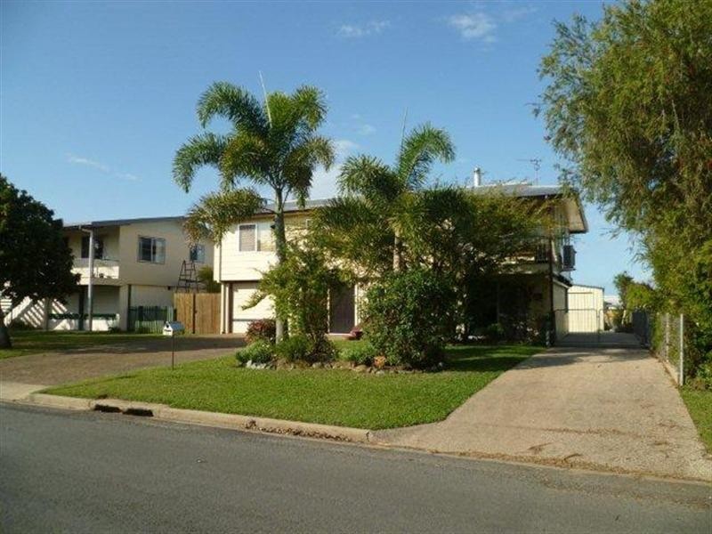 27 Downing Street, Ooralea QLD 4740